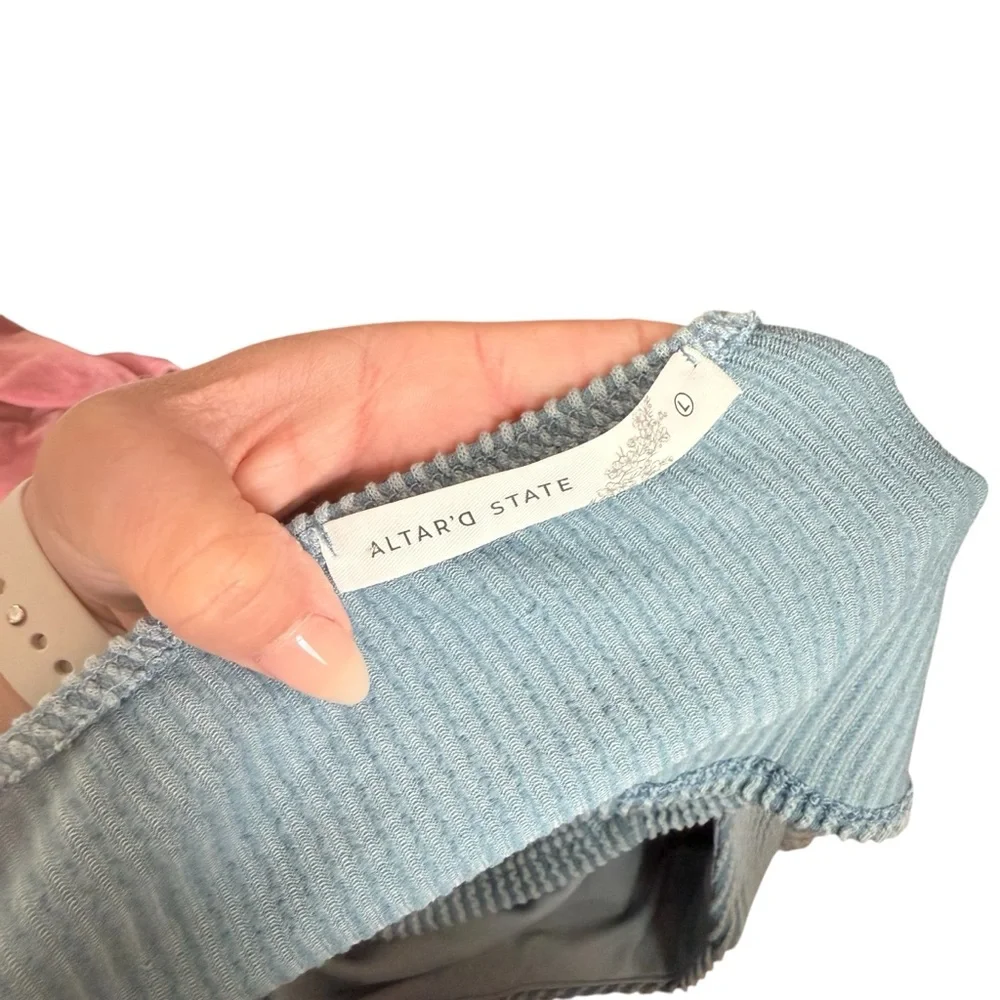 NWOT Altar’d State Blue Puff Sleeve Top - Picture 2 of 5